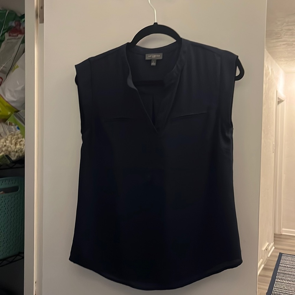 Limited blouse